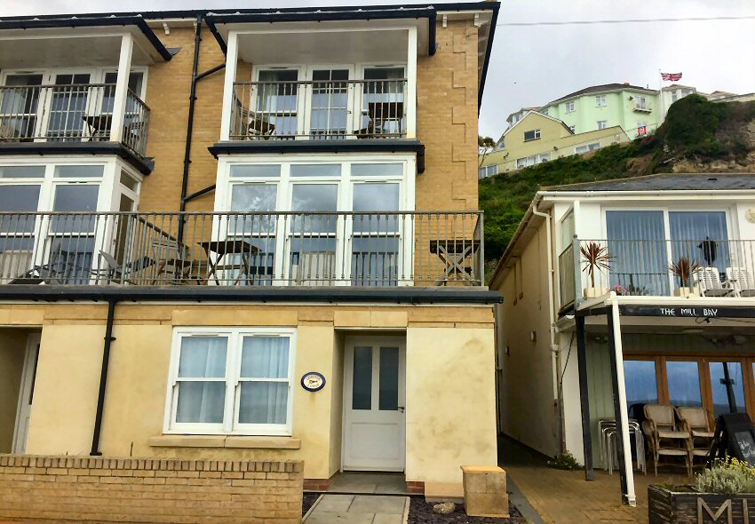 Property for rent 3 bedroom House in Ventnor, Isle of Wight, £1,950 pcm